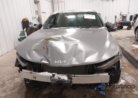 2025 Kia K5 Gt-Line из США, поврежденный, VIN KNAG64J78S5321089